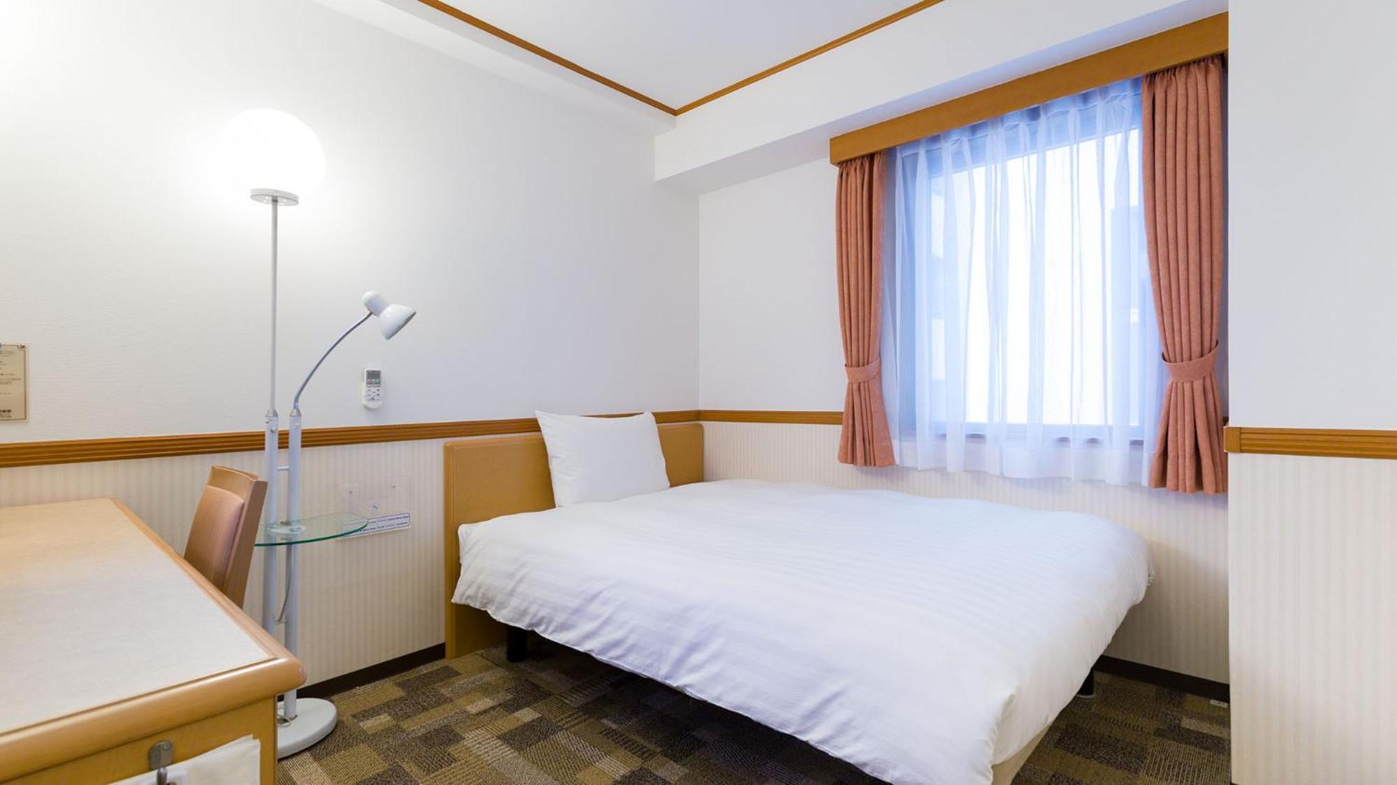 Toyoko Inn Sasebo Ekimae Bagian luar foto
