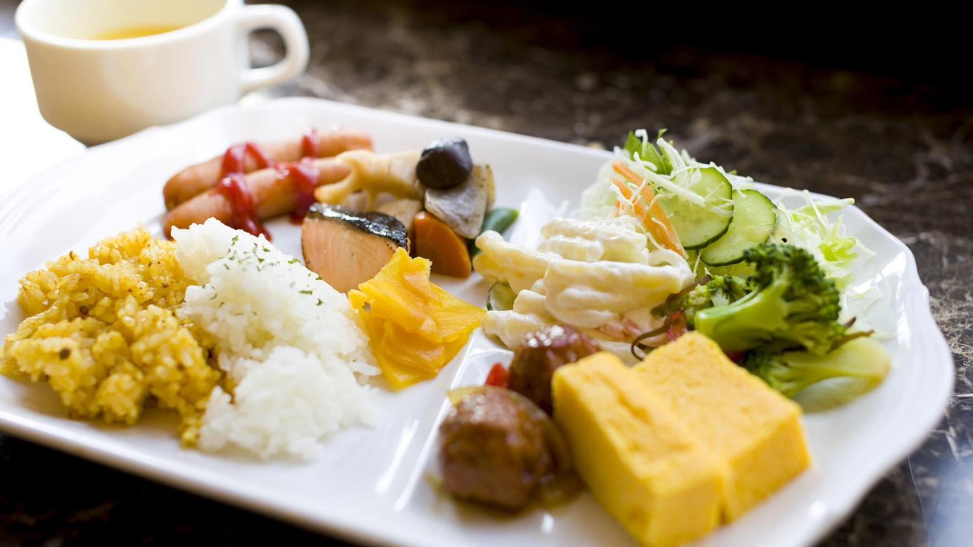 Toyoko Inn Sasebo Ekimae Bagian luar foto